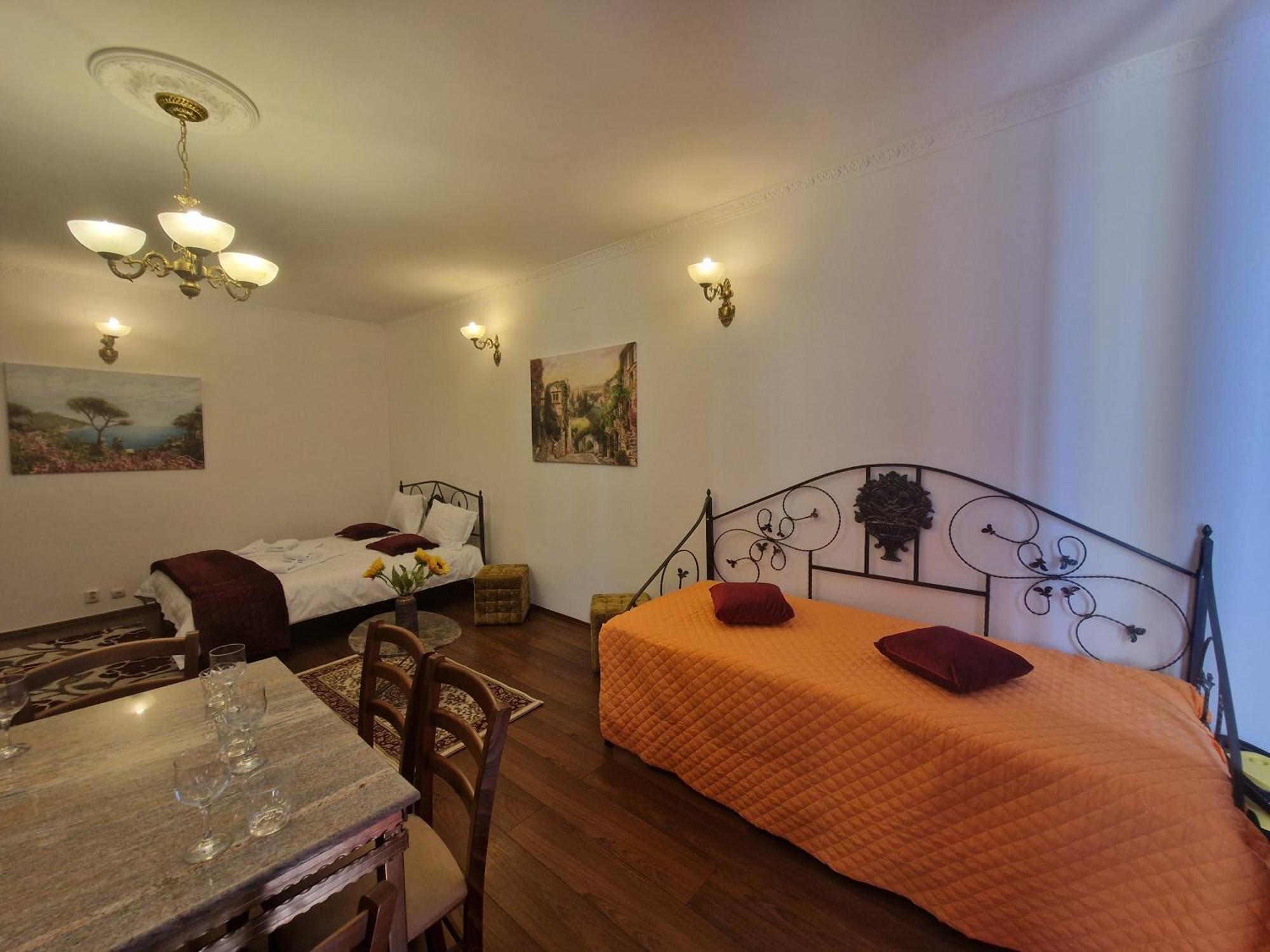 5* Royal House Near Unirii Square Villa Cluj-Napoca Esterno foto